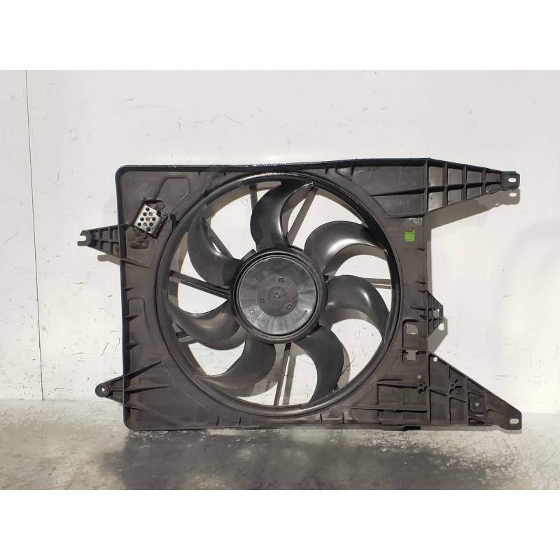 Recambio de electroventilador para dacia logan mcv ambiance referencia OEM IAM 0130307187 214814342R BOSCH