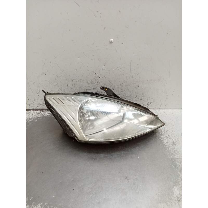 Recambio de faro derecho para ford focus i (daw, dbw) 1.8 16v referencia OEM IAM   98