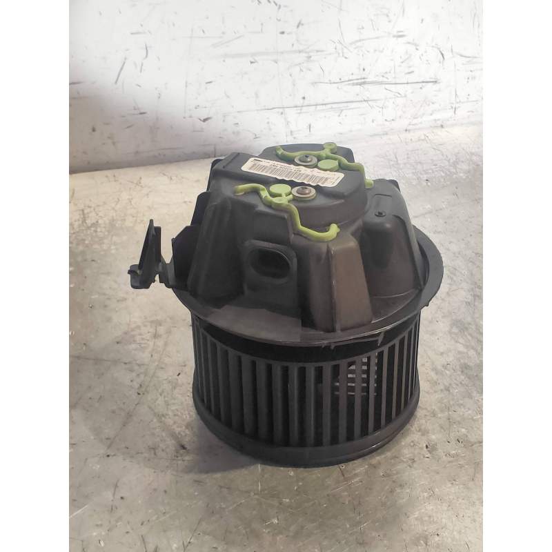 Recambio de motor calefaccion para dacia logan mcv ambiance referencia OEM IAM N106609Z 40705611005 VALEO