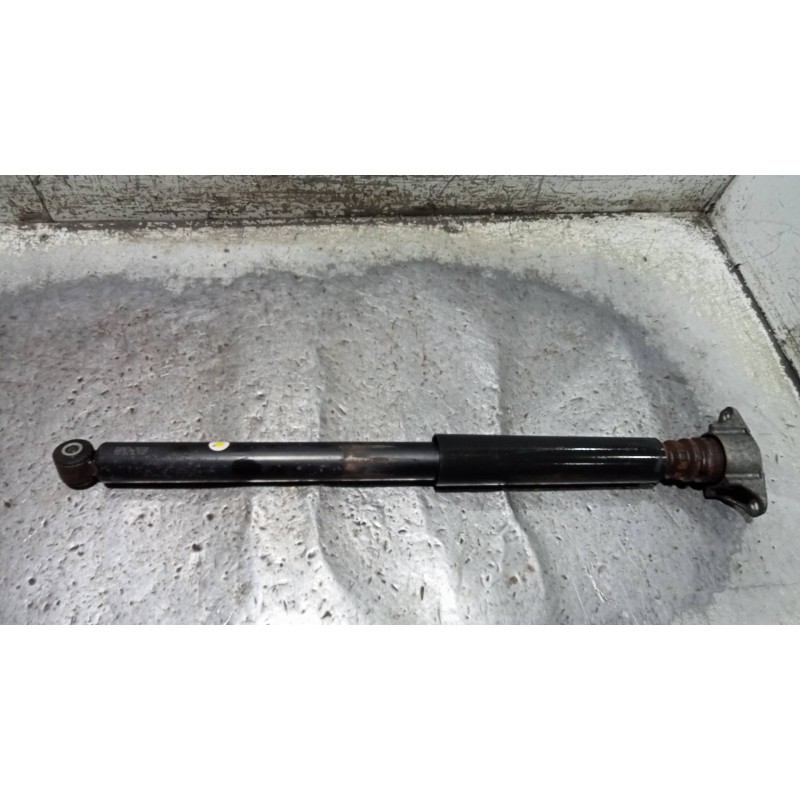 Recambio de amortiguador trasero izquierdo para mazda 3 lim. (bl) 2.2 turbodiesel cat referencia OEM IAM BBP828910C  