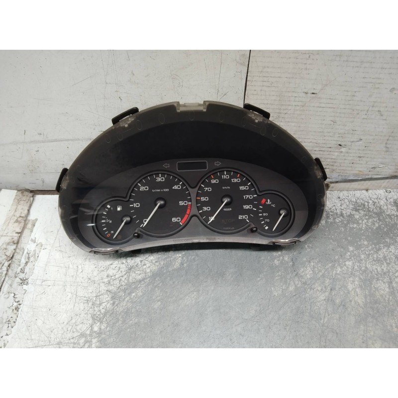 Recambio de cuadro instrumentos para peugeot 206 berlina xn referencia OEM IAM 9645096080 503000300101 