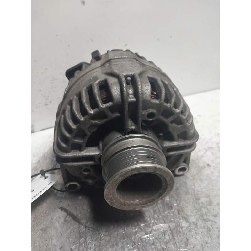 Recambio de alternador para opel vectra c berlina sport referencia OEM IAM 0124425020  