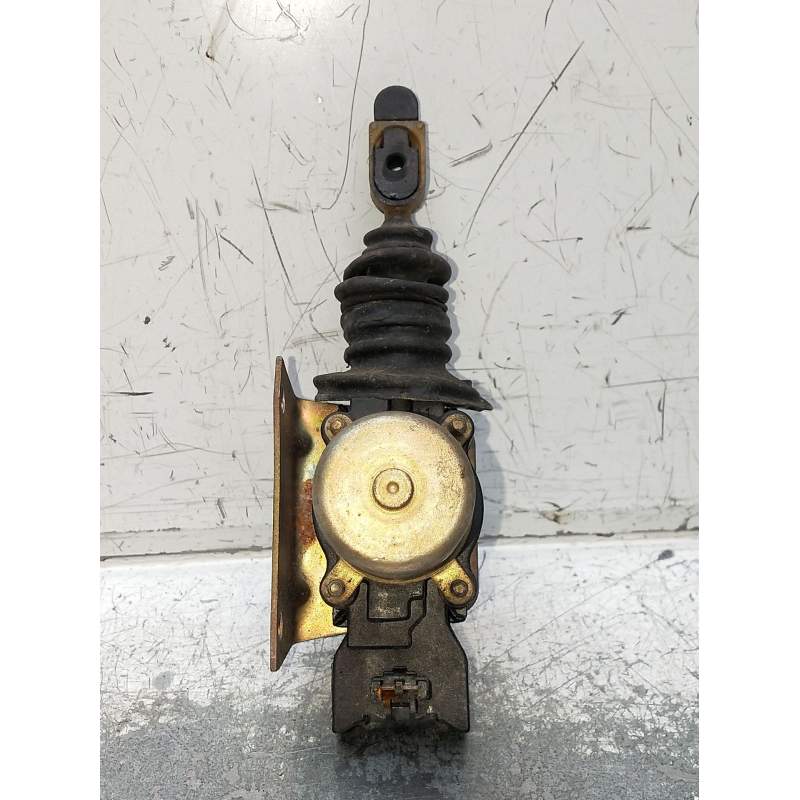 Recambio de motor cierre centralizado trasero izquierdo para buick century estate wagon referencia OEM IAM  4P 