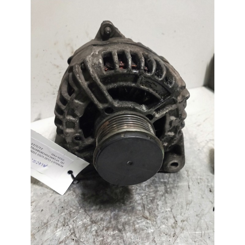 Recambio de alternador para renault clio iii confort dynamique referencia OEM IAM 0124425071  