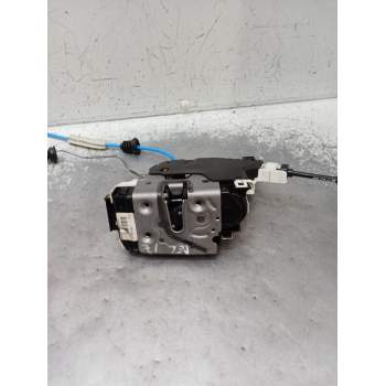 MOTOR CIERRE CENTRALIZADO DELANTERO IZQUIERDO A0997201901 5P X117/2015