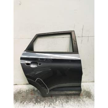PUERTA TRASERA DERECHA VER FOTOS 5P 2015