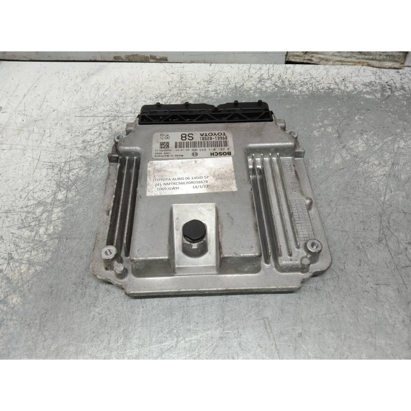 Recambio de centralita motor uce para toyota auris luna referencia OEM IAM 0281014846 8966102S81 