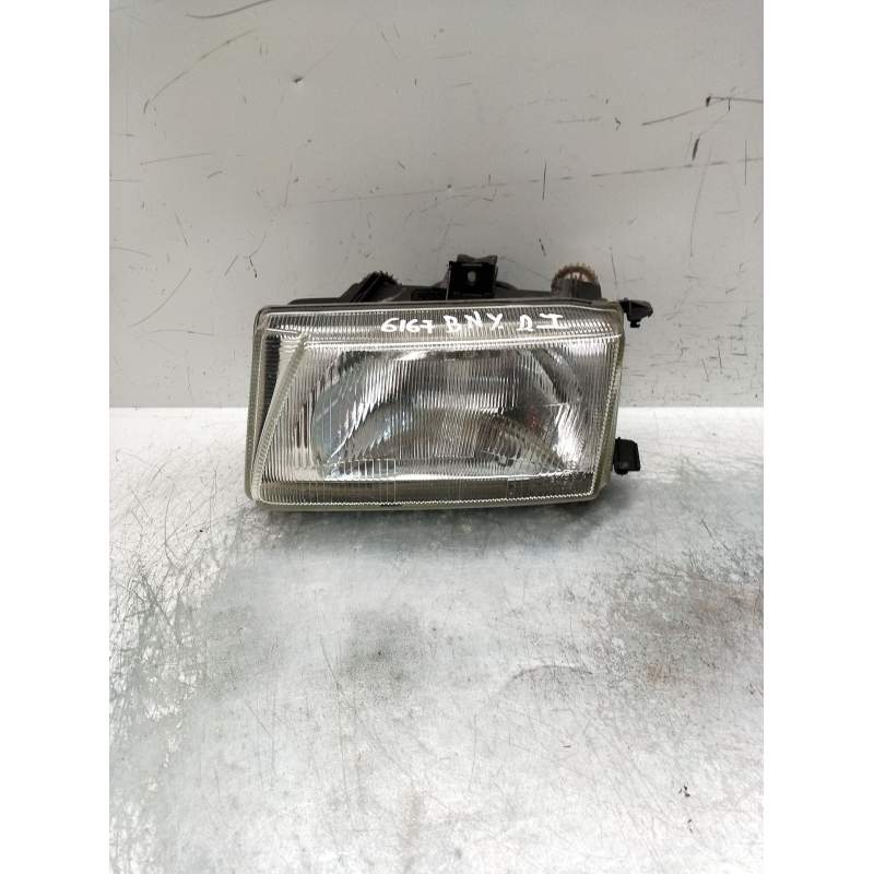 Recambio de faro izquierdo para seat ibiza ii (6k1) 1.4 i referencia OEM IAM 6K0941015 67735475 1997