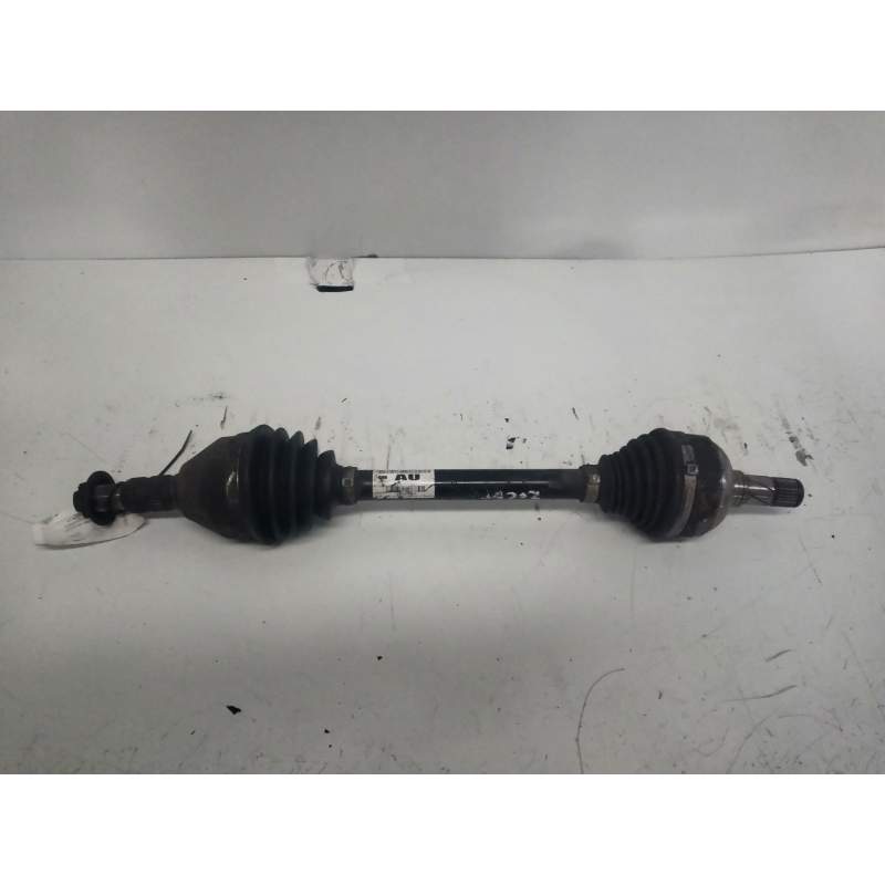 Recambio de transmision delantera izquierda para opel insignia berlina 2.0 cdti cat referencia OEM IAM 13228204 20CDTI 2008