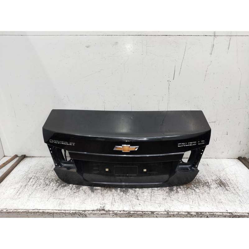 Recambio de tapa maletero para chevrolet cruze l referencia OEM IAM   