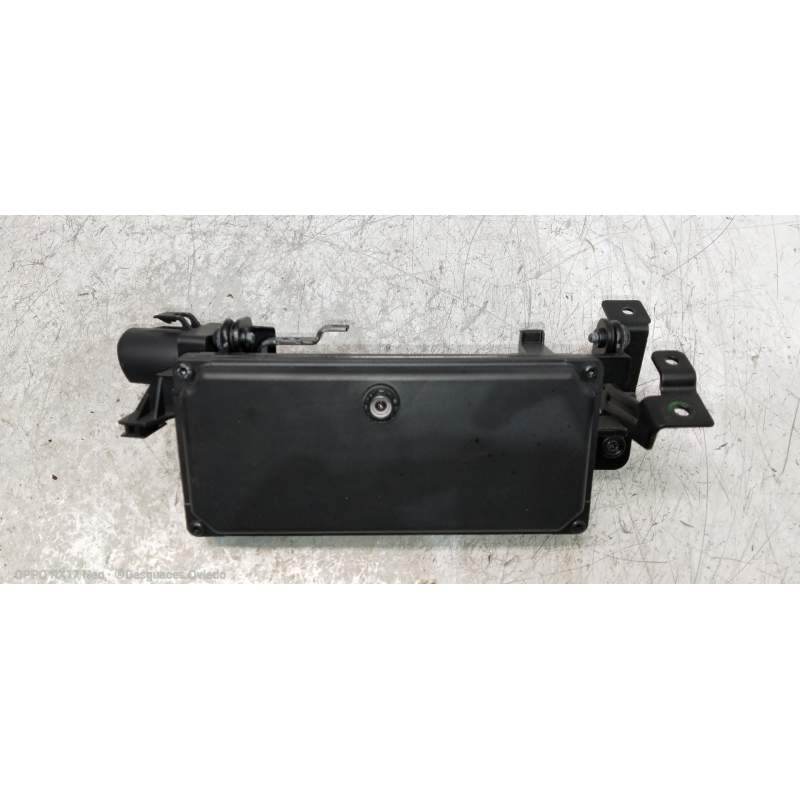 Recambio de modulo electronico para volvo v60 cross country pro awd referencia OEM IAM 32243277  