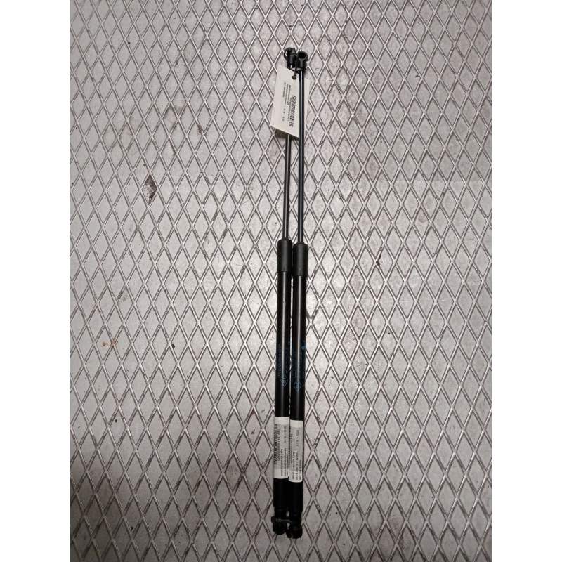 Recambio de amortiguadores capo para dacia duster ii comfort referencia OEM IAM 654702645R  