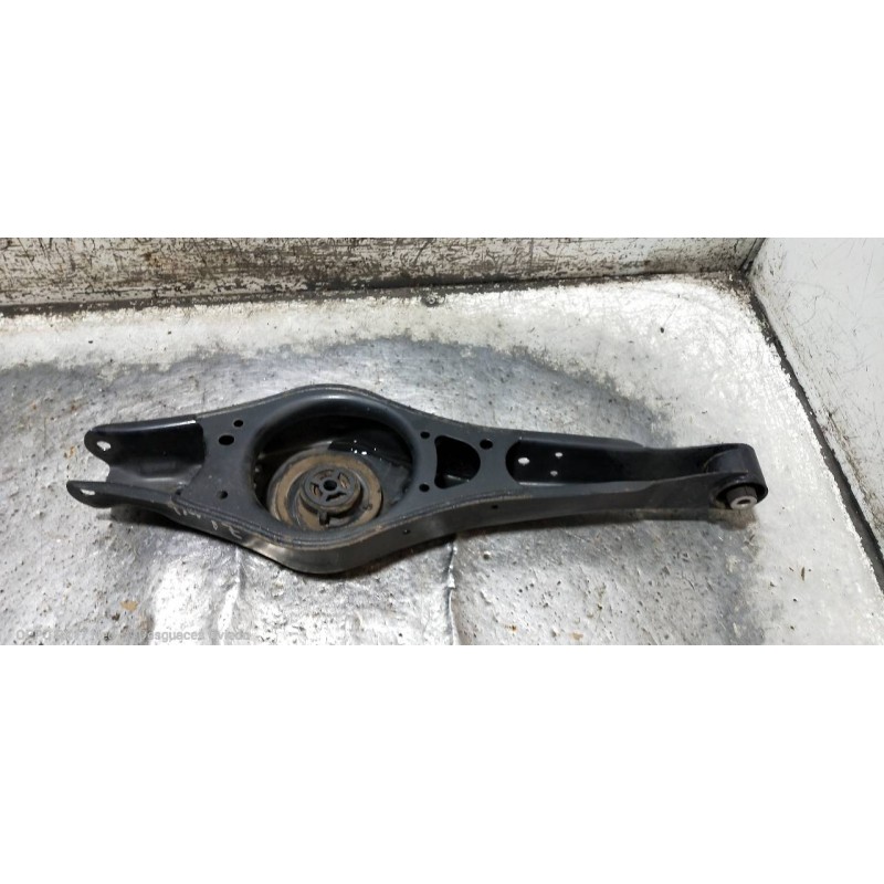 Recambio de brazo suspension inferior trasero izquierdo para volkswagen passat lim. (362) 2.0 tdi referencia OEM IAM   