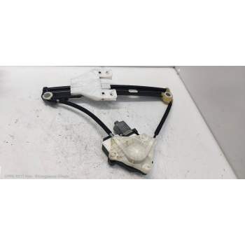 ELEVALUNAS TRASERO DERECHO 82G839462A 5Q0959408D 
