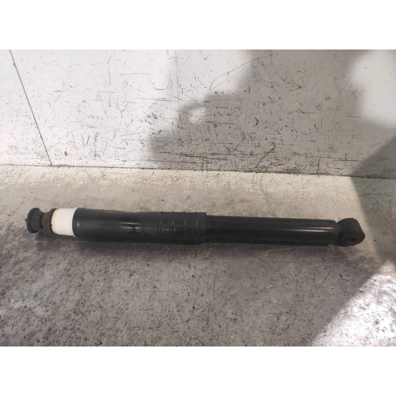 Recambio de amortiguador trasero derecho para renault clio iv authentique referencia OEM IAM 562109815R  12