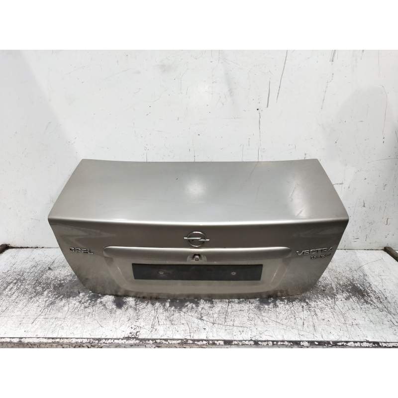 Recambio de tapa maletero para opel vectra b berlina referencia OEM IAM  4P 1995
