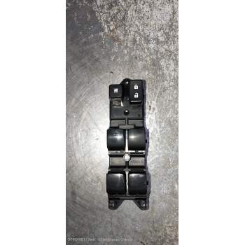 MANDO ELEVALUNAS DELANTERO IZQUIERDO 8608A238 