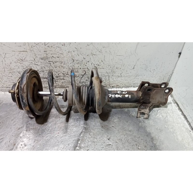 Recambio de amortiguador delantero izquierdo para nissan almera tino (v10m) básico referencia OEM IAM 54303BU110  