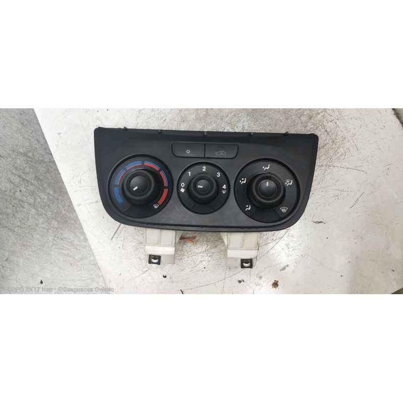 Recambio de mando calefaccion / aire acondicionado para opel combo d expression l1h1 referencia OEM IAM 735495657  