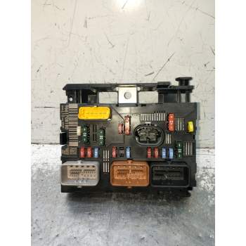 CAJA RELES / FUSIBLES 9661708180 BSML1000 2006