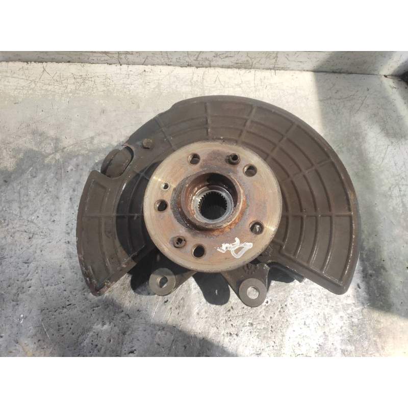Recambio de mangueta delantera derecha para mercedes-benz clase m (w163) 270 cdi inspiration (163.113) referencia OEM IAM   
