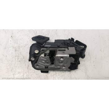MOTOR CIERRE CENTRALIZADO TRASERO IZQUIERDO 5TA839015Q 5P