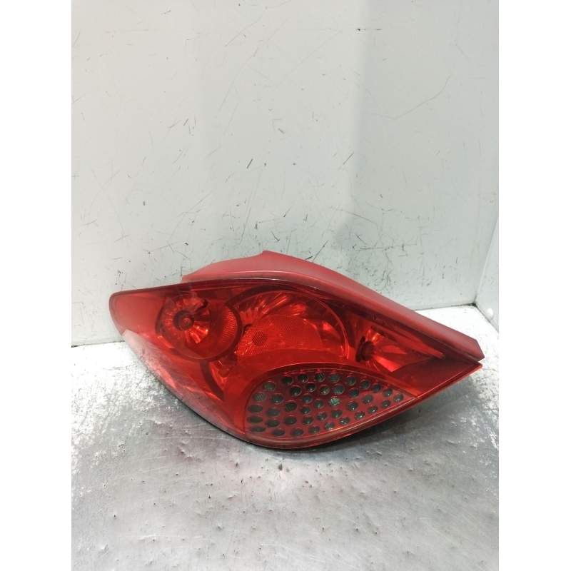 Recambio de piloto trasero izquierdo para peugeot 207/207+ (wa_, wc_) 1.4 16v referencia OEM IAM   2006
