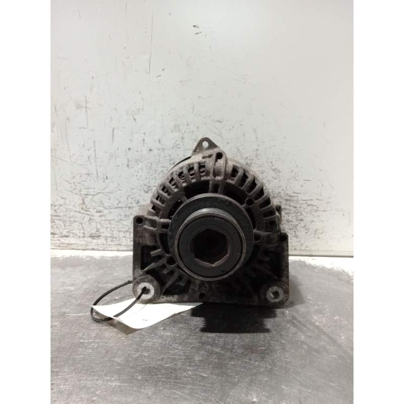 Recambio de alternador para renault megane ii station wagon (km0/1_) 1.6 referencia OEM IAM 8200100907 2542664D 
