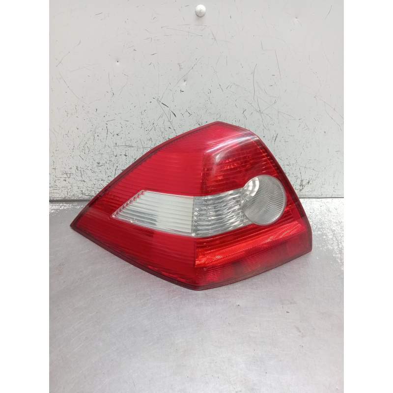 Recambio de piloto trasero izquierdo para renault megane ii sedán (lm0/1_) 1.6 referencia OEM IAM   