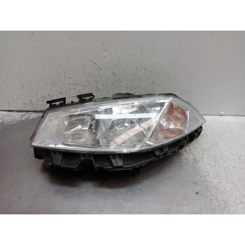 Recambio de faro izquierdo para renault megane ii sedán (lm0/1_) 1.6 referencia OEM IAM   