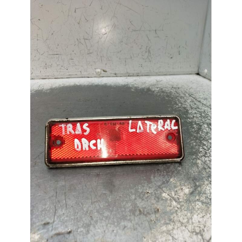 Recambio de piloto lateral derecho para buick century estate wagon referencia OEM IAM 59692632  