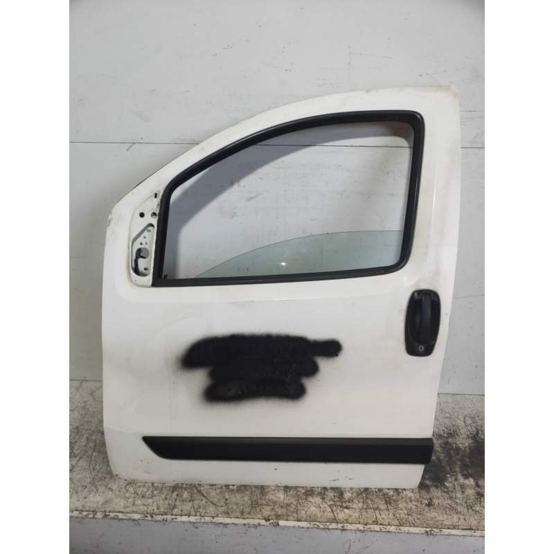 Recambio de puerta delantera izquierda para fiat fiorino básico referencia OEM IAM  4P 2007