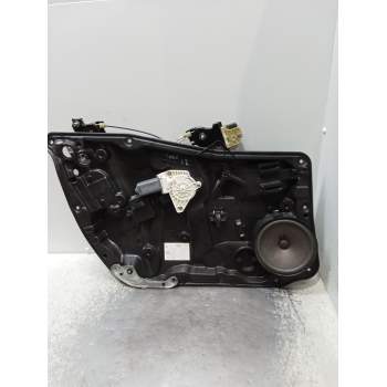 ELEVALUNAS DELANTERO IZQUIERDO A2047601534 A1175400705 X117/2015