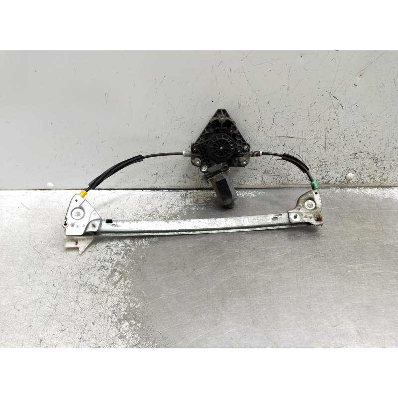 Recambio de elevalunas trasero izquierdo para peugeot 406 (8b) 2.0 hdi 110 referencia OEM IAM 0130821779 4P 1999