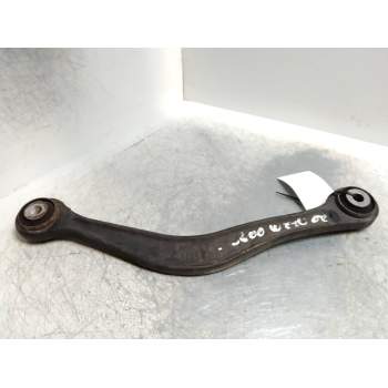 BRAZO SUSPENSION SUPERIOR TRASERO DERECHO ANTERIOR 550G 2002