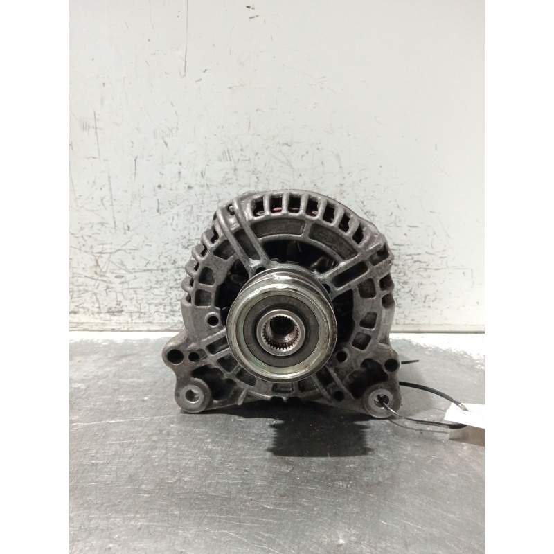 Recambio de alternador para seat leon (1p1) 2.0 tdi 16v referencia OEM IAM 06F903023F 0124525091 