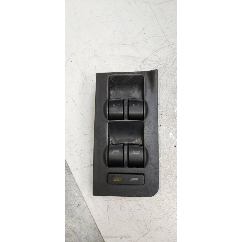 Recambio de mando elevalunas delantero izquierdo para audi a6 berlina (4b2) 2.5 tdi quattro referencia OEM IAM 4B1959521  