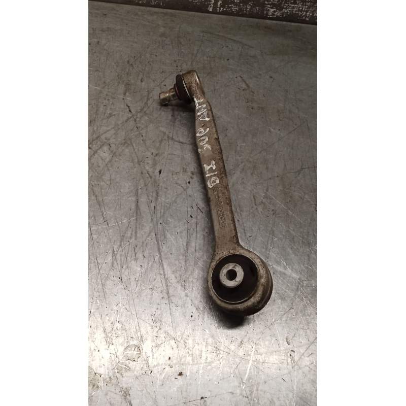 Recambio de brazo suspension superior delantero izquierdo para audi a6 c5 (4b2, 4b4) 2.5 tdi referencia OEM IAM ANTERIOR 25TDI 2