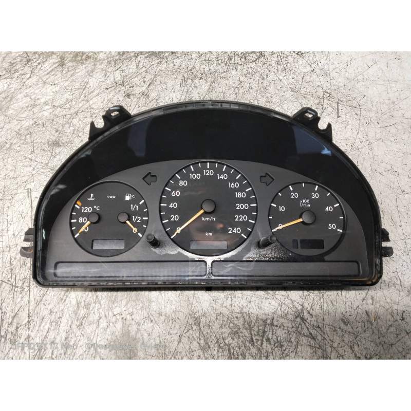 Recambio de cuadro instrumentos para mercedes-benz clase m (w163) 400 cdi (163.128) referencia OEM IAM A1635404011 15394669 