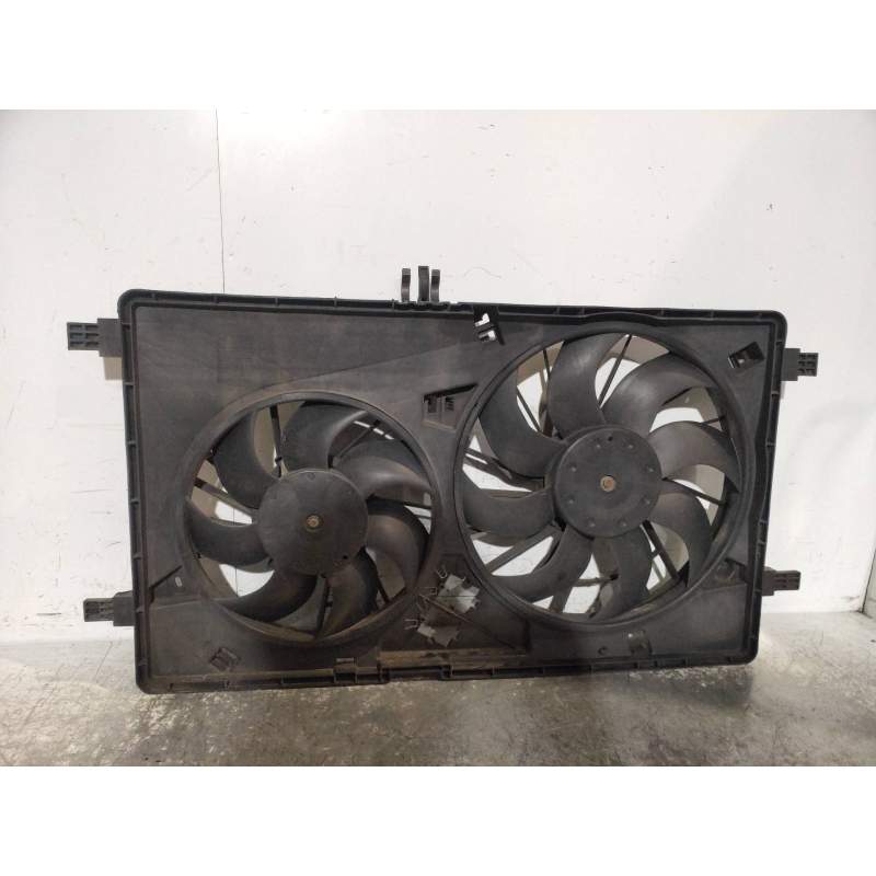 Recambio de electroventilador para renault master kombi l1h1 3,0t referencia OEM IAM 214810239R 5020592 