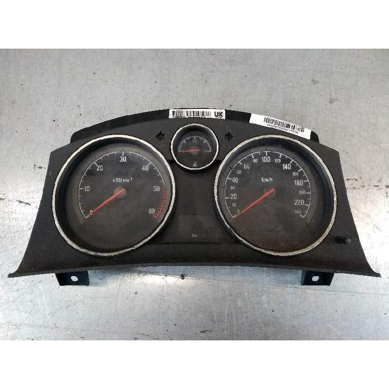 Recambio de cuadro cuentakm para opel zafira b energy referencia OEM IAM 13267536 SW7655 UK