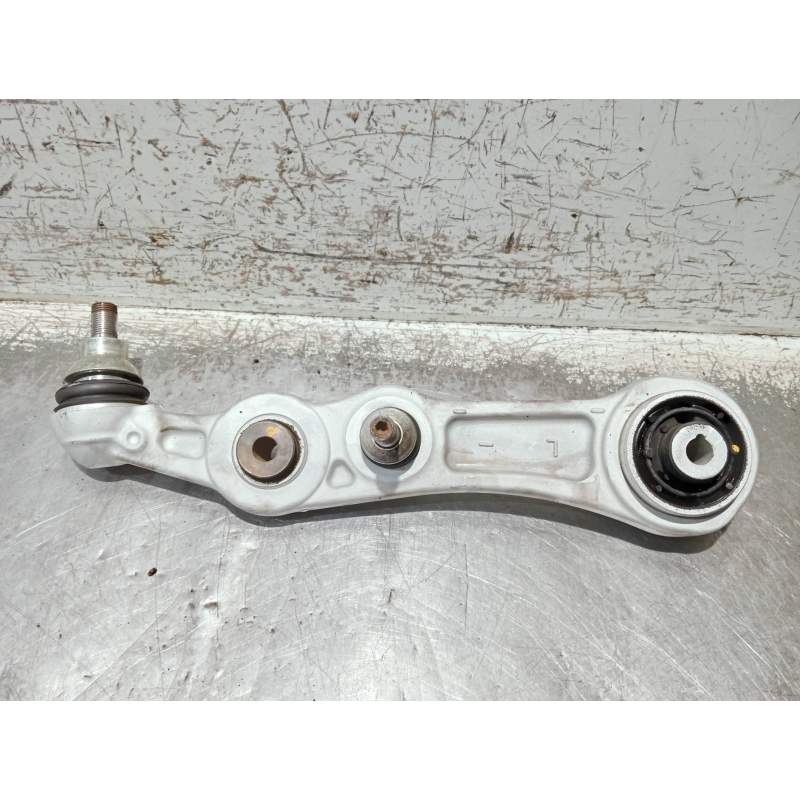 Recambio de brazo suspension inferior delantero izquierdo para mercedes-benz clase c (w205) lim. referencia OEM IAM 20500LI  