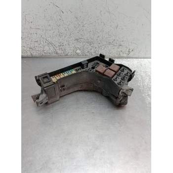 CAJA RELES / FUSIBLES 287154640156 14003211 2012