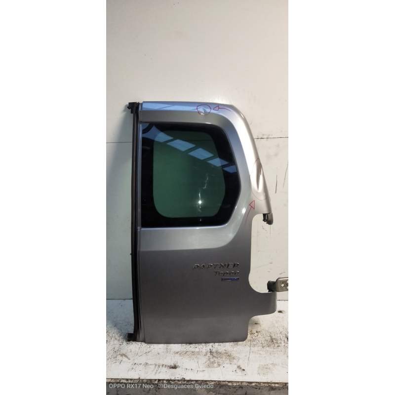 Recambio de puerta trasera derecha para peugeot partner kombi access referencia OEM IAM ACRISTALADA OJO CON GOLPES 6P