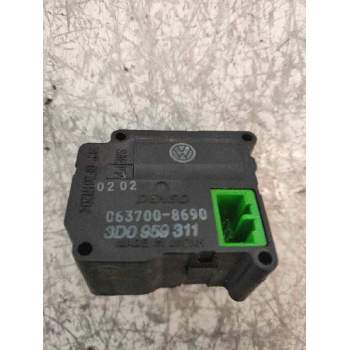 MOTOR APERTURA TRAMPILLAS CLIMATIZADOR 3D0959311 0637008690 