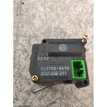 MOTOR APERTURA TRAMPILLAS CLIMATIZADOR 3D0959311 0637008690 