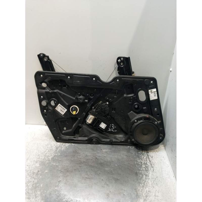 Recambio de elevalunas delantero izquierdo para volkswagen golf vi (5k1) 2.0 tdi referencia OEM IAM 5K0959701B 402305B 3P