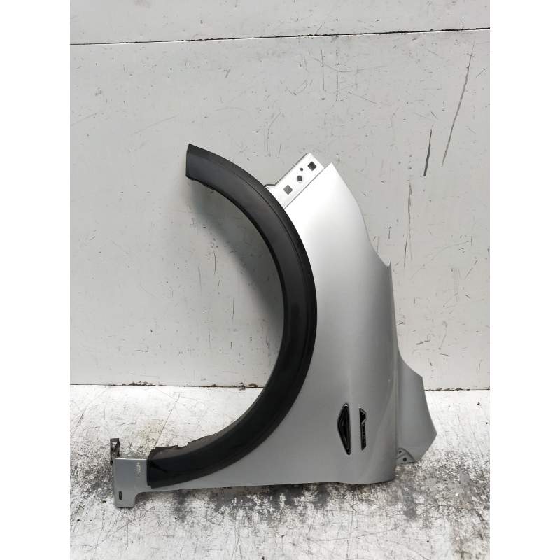 Recambio de aleta delantera izquierda para ford ka+ ultimate referencia OEM IAM   