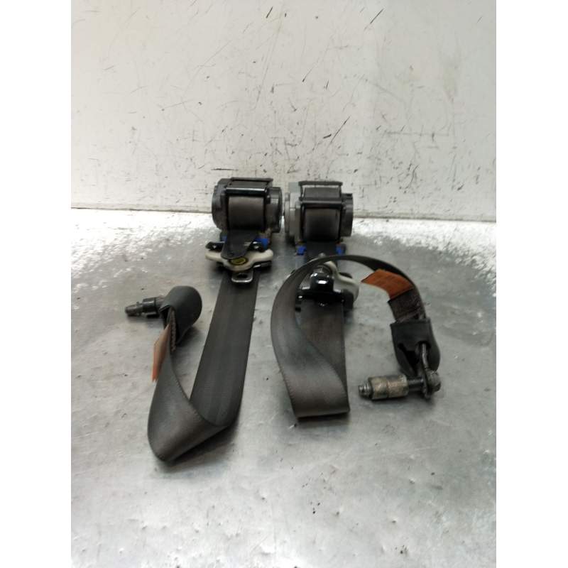 Recambio de juego cinturones delantero para chevrolet captiva (c100, c140) 2.0 d 4wd referencia OEM IAM  5P 2006