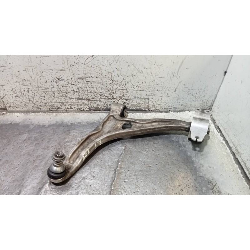 Recambio de brazo suspension inferior delantero izquierdo para mercedes clase a berlina (bm 177) a 180 d (177.103) referencia OE